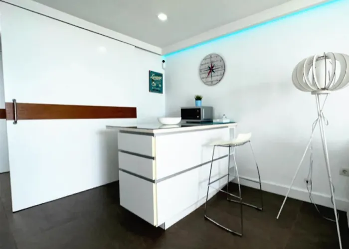 Playa Chica, Vistas Al Mar Lanzarote Apartment