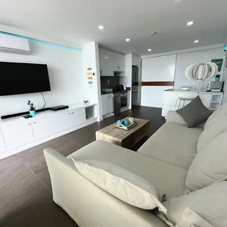 Playa Chica, Vistas Al Mar Lanzarote Appartement *