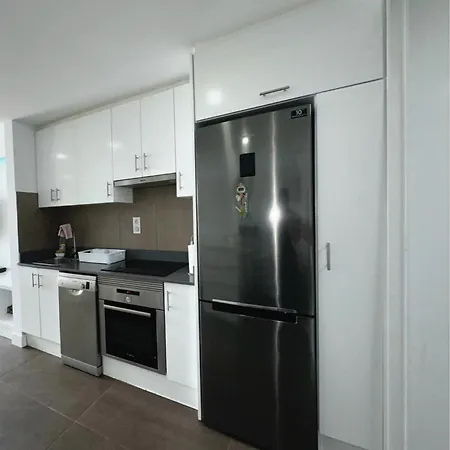 Playa Chica, Vistas Al Mar Lanzarote Διαμέρισμα *