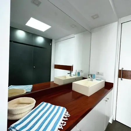 Playa Chica, Vistas Al Mar Lanzarote